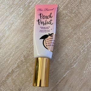 Too Faced Peach Perfect Foundation - Vanilla